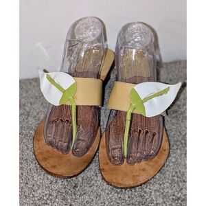 Sandalino Women's Tan Leather Flower Thong Sandals Size 9